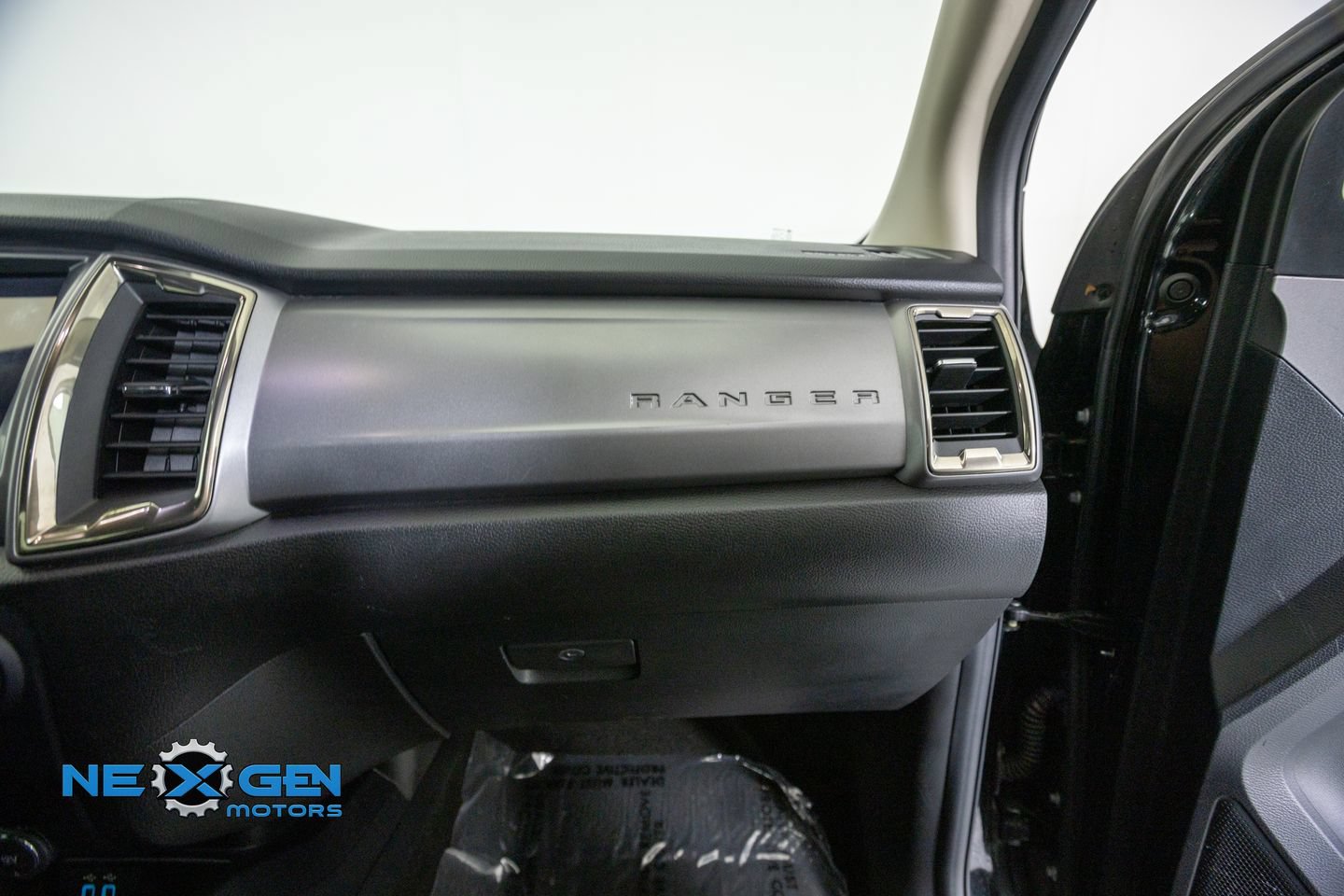 Used 2021 Ford Ranger XLT w/ Equipment Group 301A Mid AWD/4WD image 47