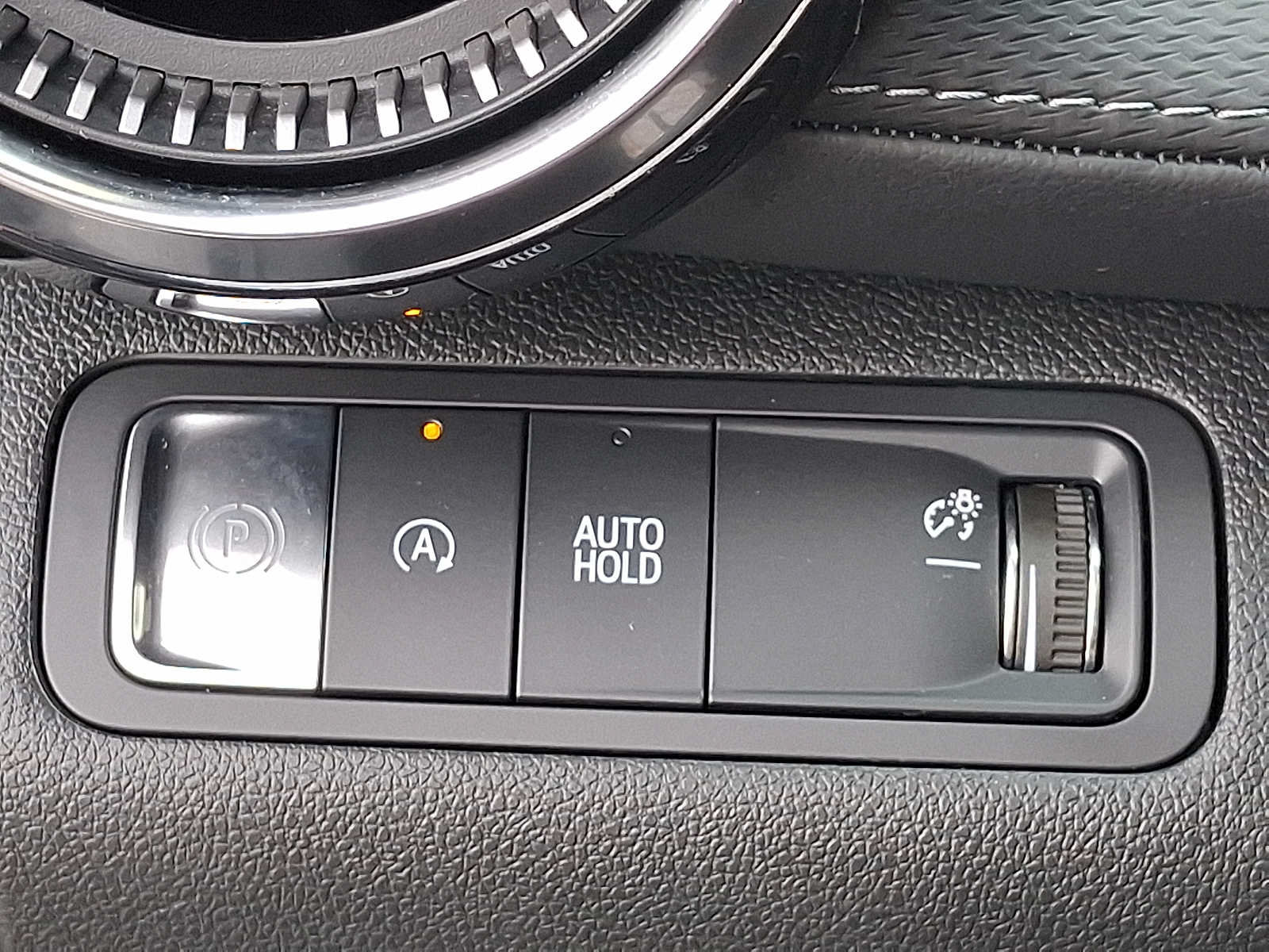 Used 2025 Chevrolet Equinox LT FWD image 24