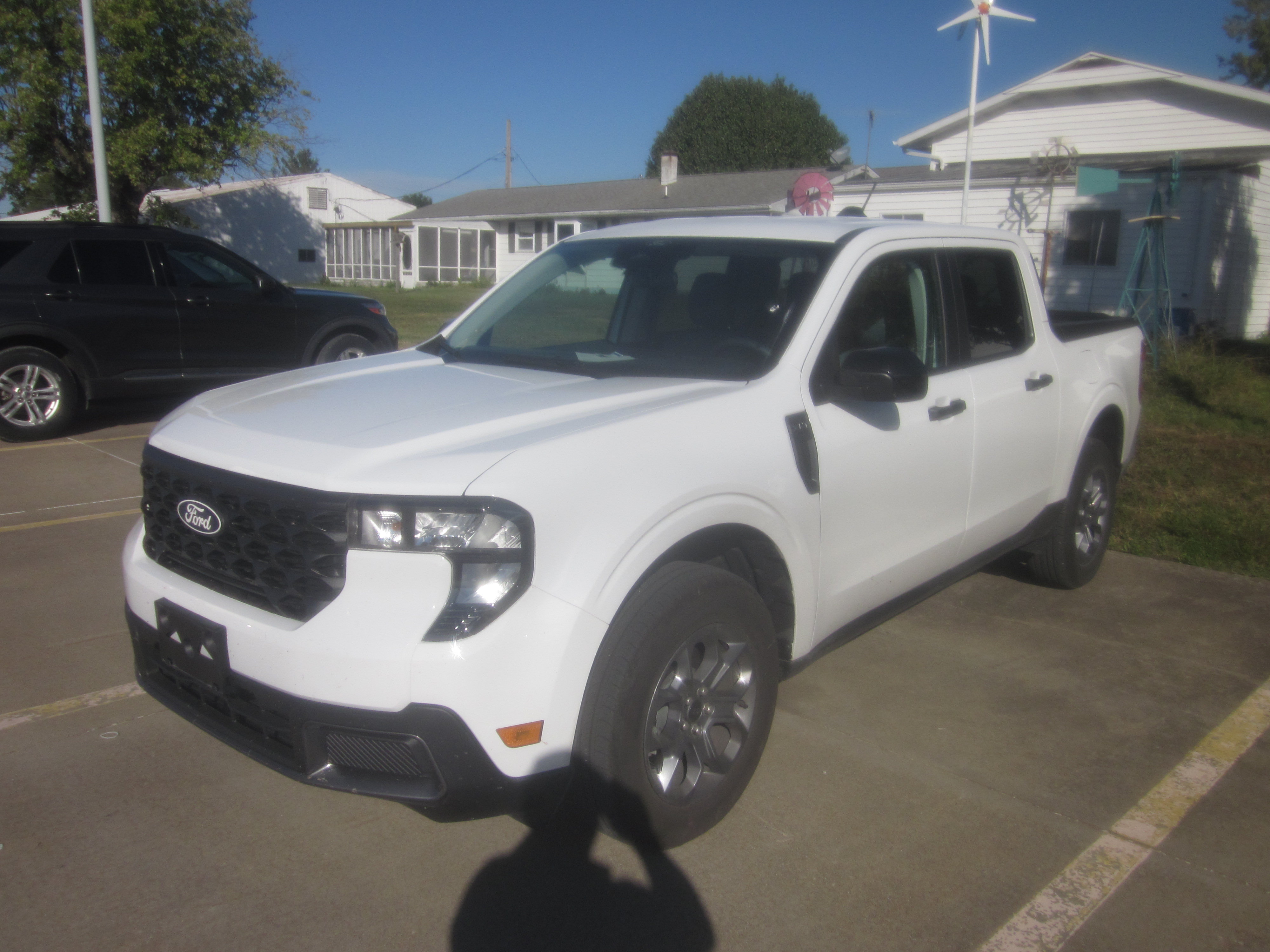 Used 2026 Ford Maverick XLT w/ XLT Luxury Package AWD/4WD image 3