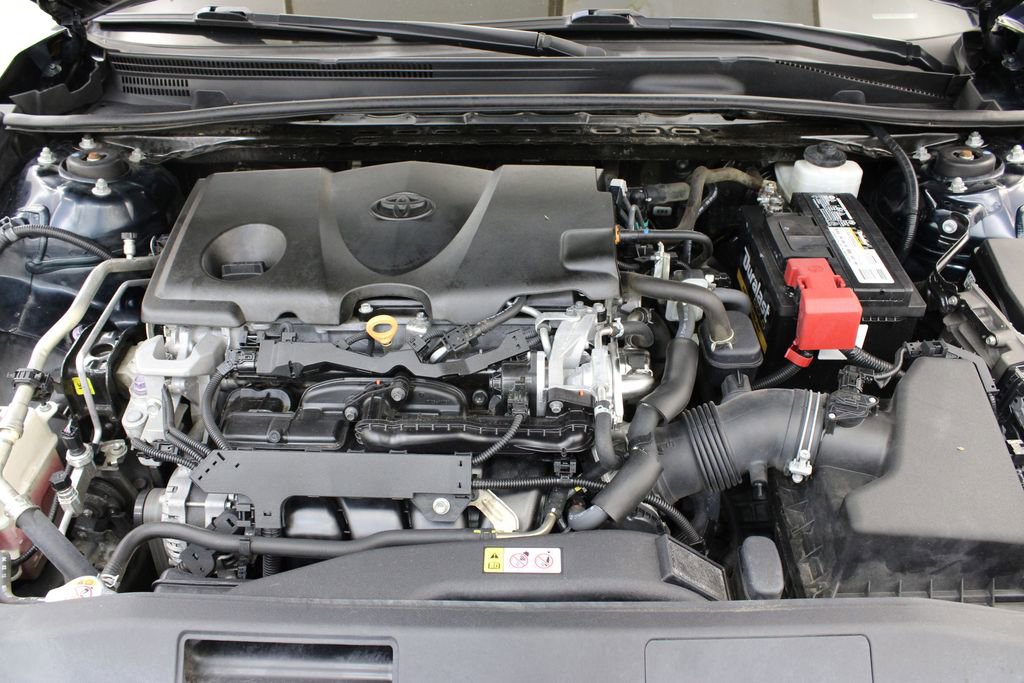 Used 2020 Toyota Camry SE FWD image 29