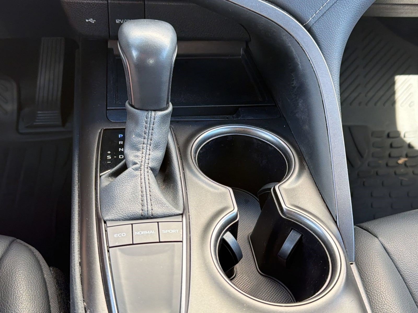 Certified 2024 Toyota Camry SE FWD image 20