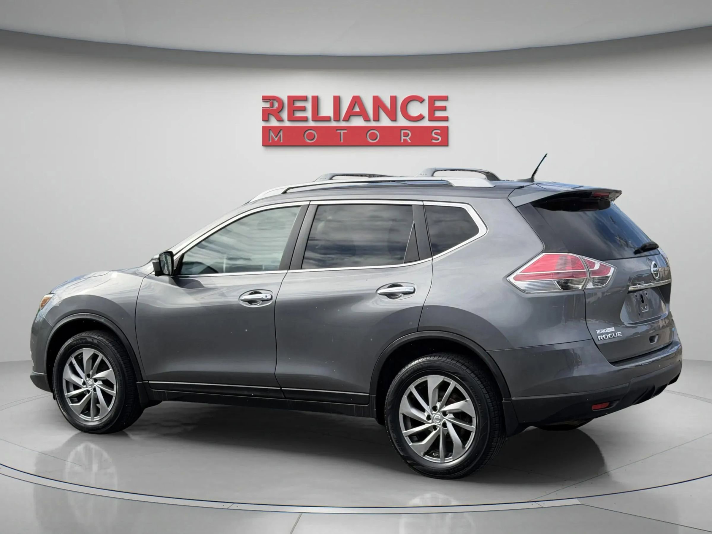 Used 2014 Nissan Rogue SL image 4