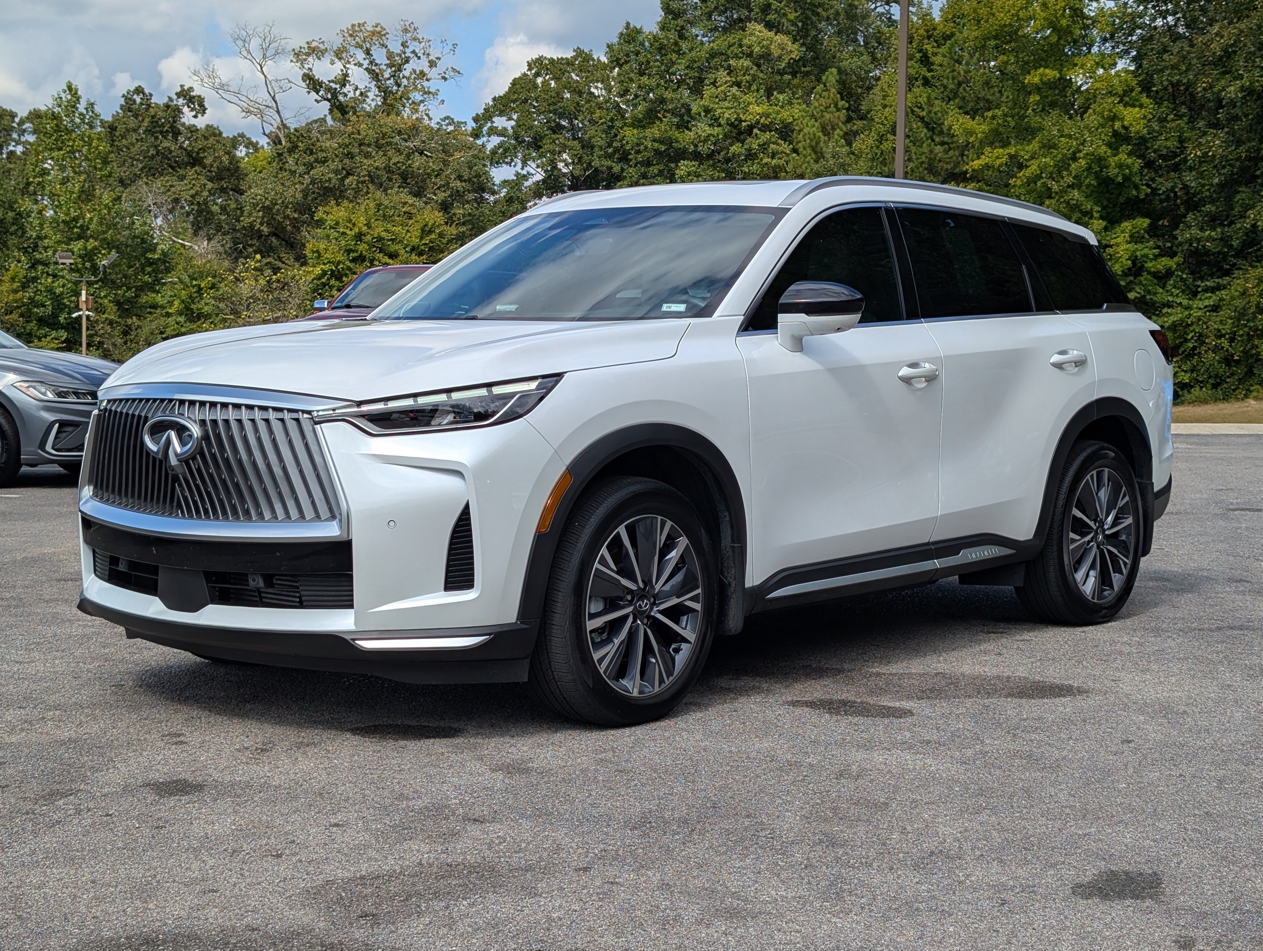 Used 2026 INFINITI QX60 Luxe AWD/4WD image 5