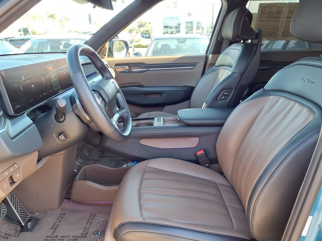 Certified 2024 Kia EV9 GT-Line AWD/4WD image 7