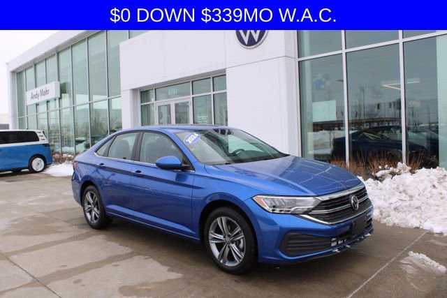 Used 2024 Volkswagen Jetta SE image 1