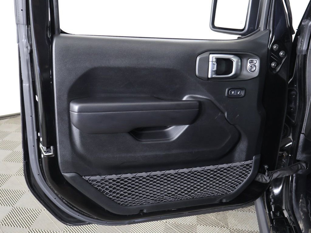 Used 2021 Jeep Wrangler Unlimited Rubicon image 20