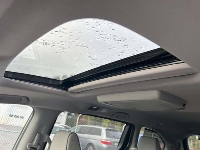 Used 2024 Honda Odyssey Elite image 28