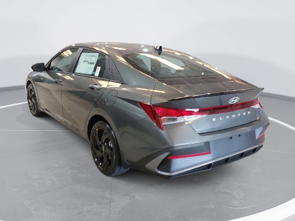 New 2026 Hyundai Elantra N Line FWD image 7