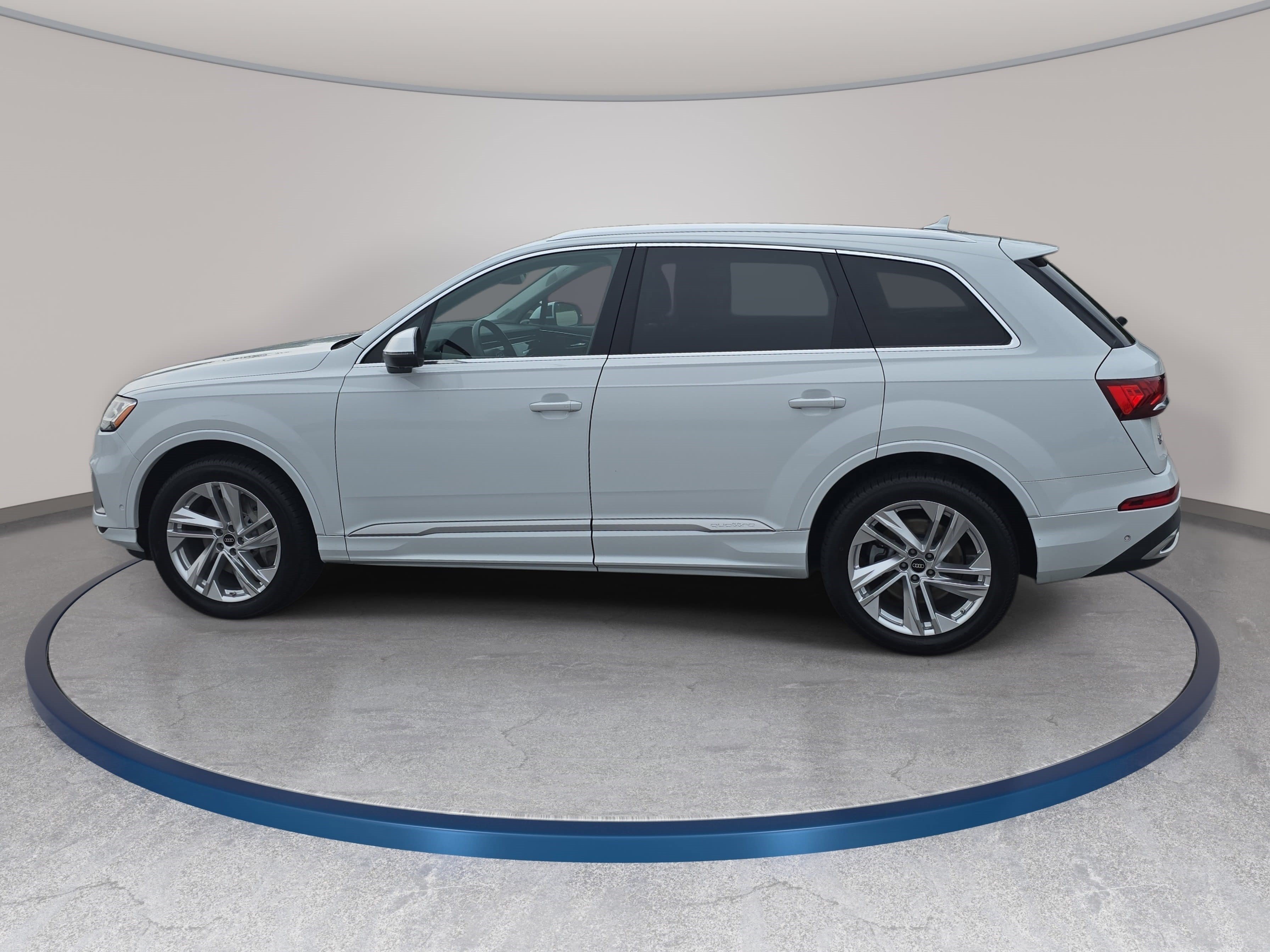 Used 2022 Audi Q7 3.0T Premium Plus w/ Premium Plus Package AWD/4WD image 8