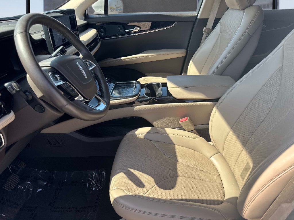Certified 2023 Lincoln Nautilus Reserve w/ Luxury Package FWD image 21