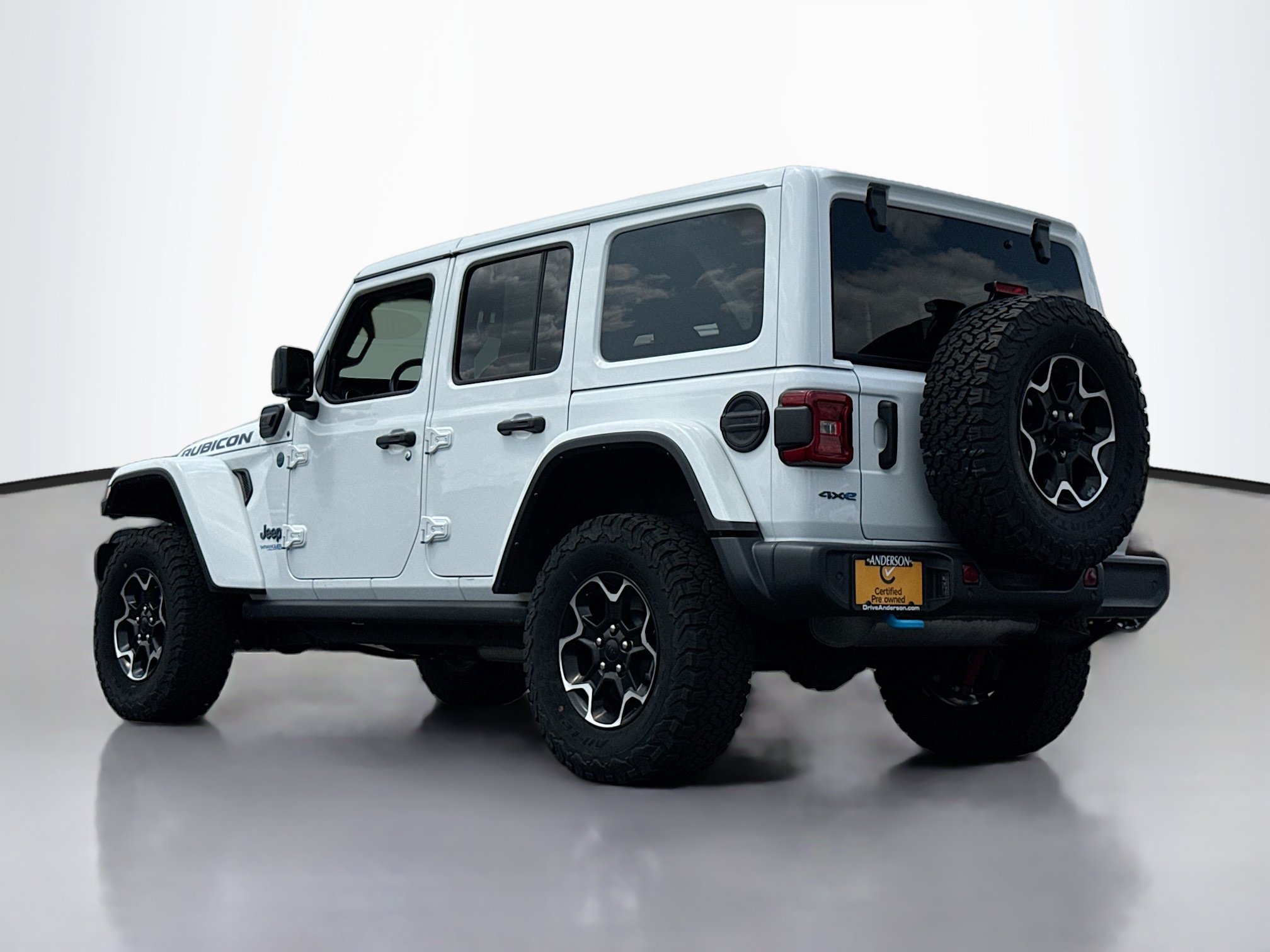 Used 2021 Jeep Wrangler Unlimited Rubicon 4xe w/ Cold Weather Group AWD/4WD image 15