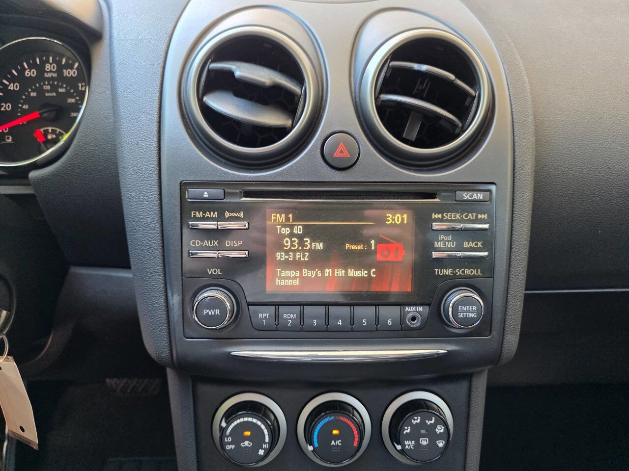 Used 2013 Nissan Rogue S w/ Special Edition Pkg FWD image 15
