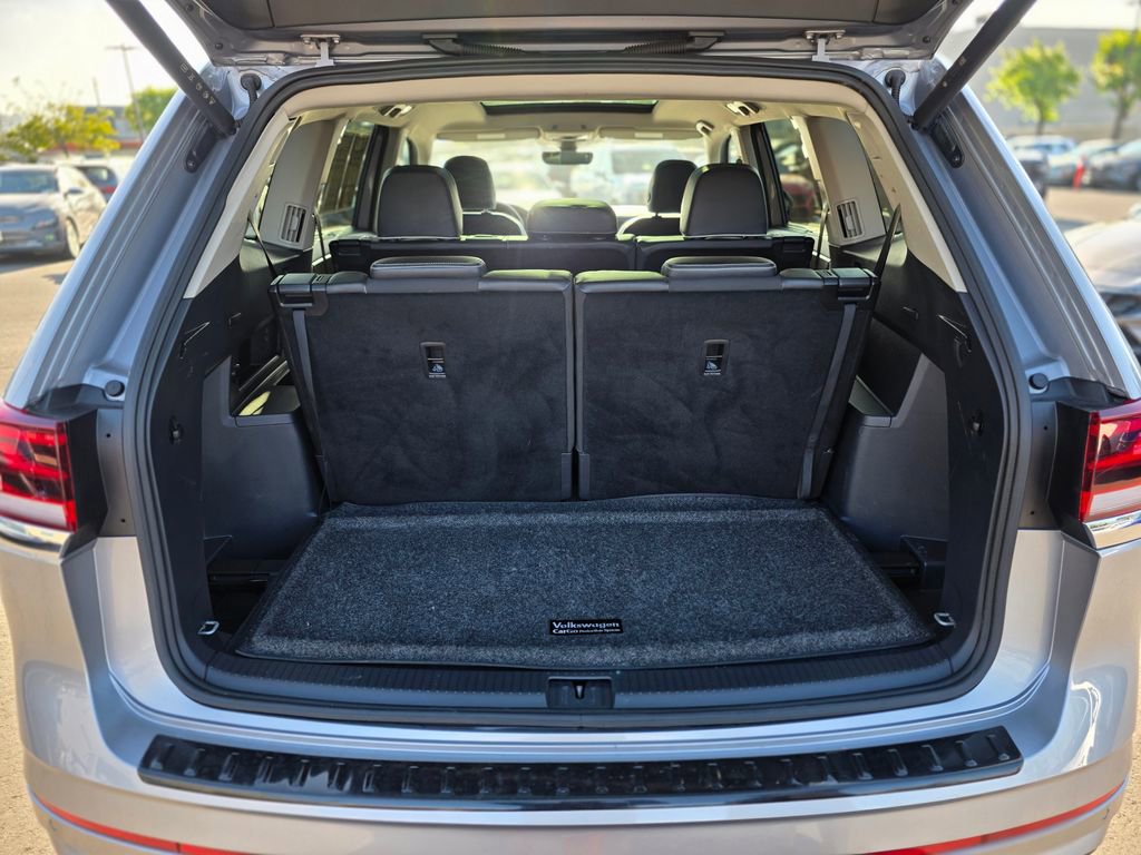 Used 2024 Volkswagen Atlas SEL Premium R-Line AWD/4WD image 14