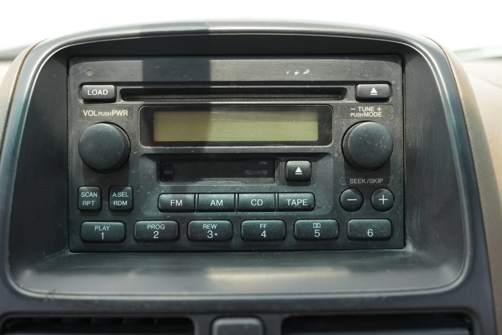 Used 2004 Honda CR-V EX image 47