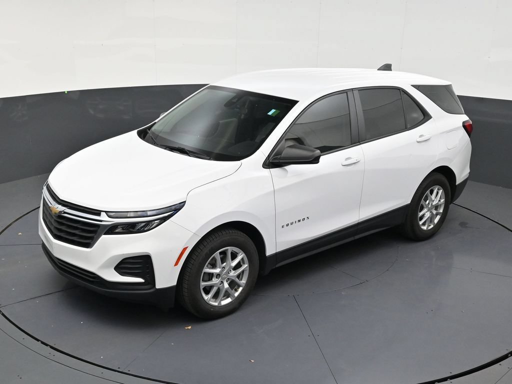 Used 2024 Chevrolet Equinox LS FWD image 9