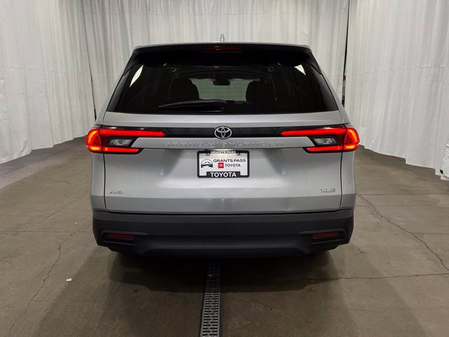 Certified 2024 Toyota Grand Highlander AWD image 6
