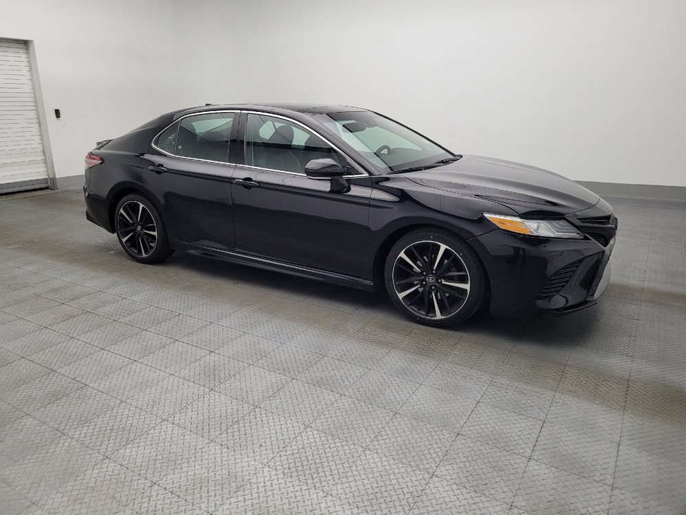 Used 2018 Toyota Camry XSE image 11