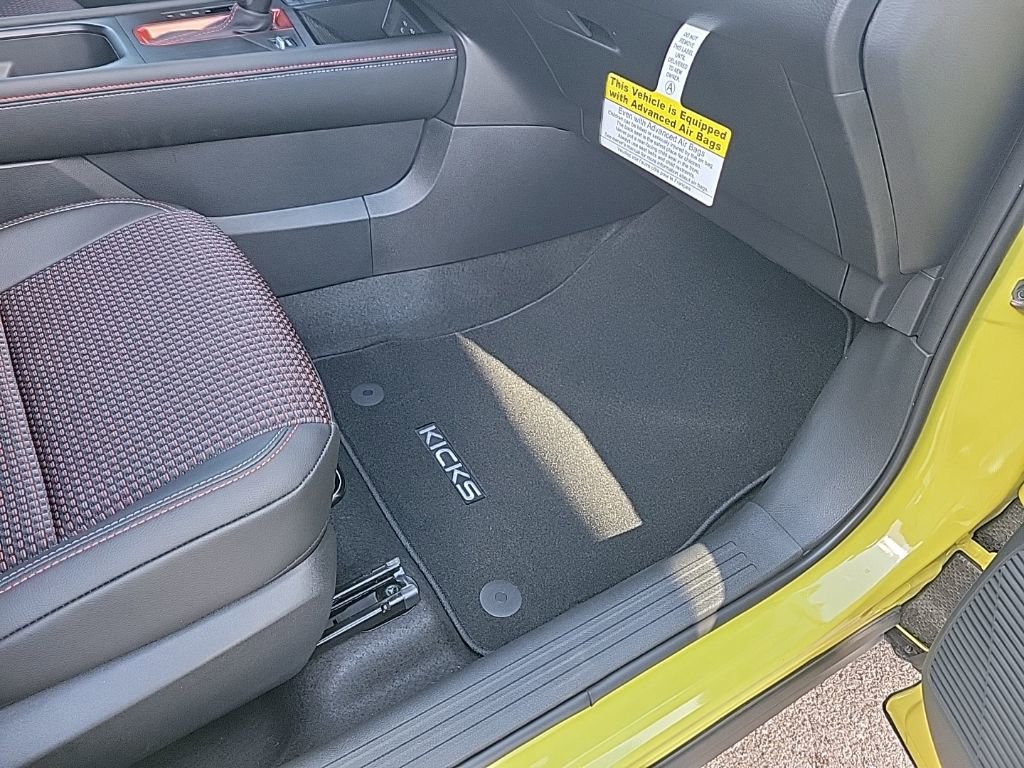 New 2026 Nissan Kicks SR w/ Cold Weather Package image 38