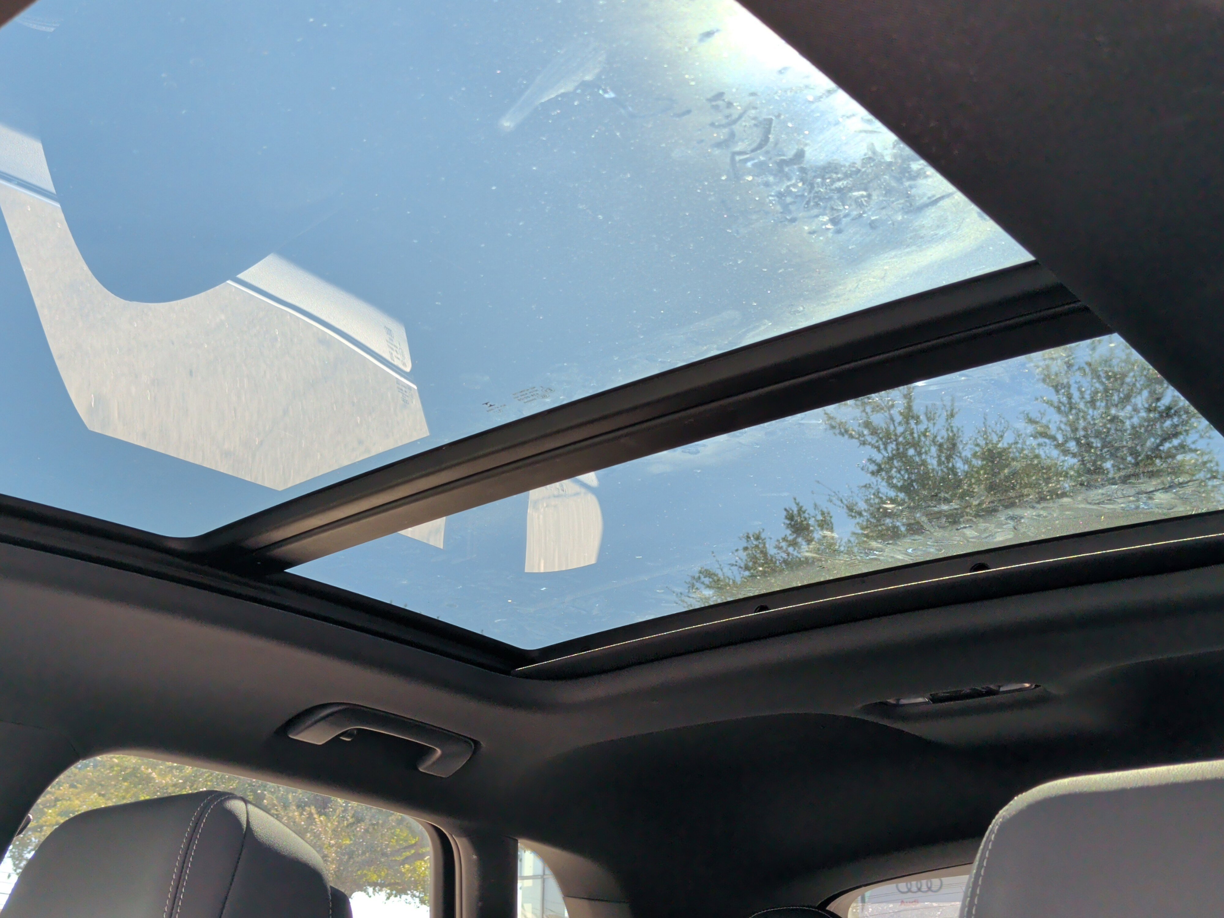 Used 2020 Audi Q3 2.0T Prestige w/ Prestige Package image 33