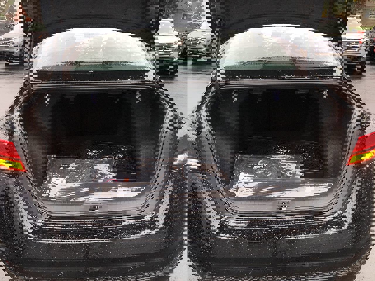 New 2025 Nissan Altima 2.5 SR w/ SR Premium Package image 17