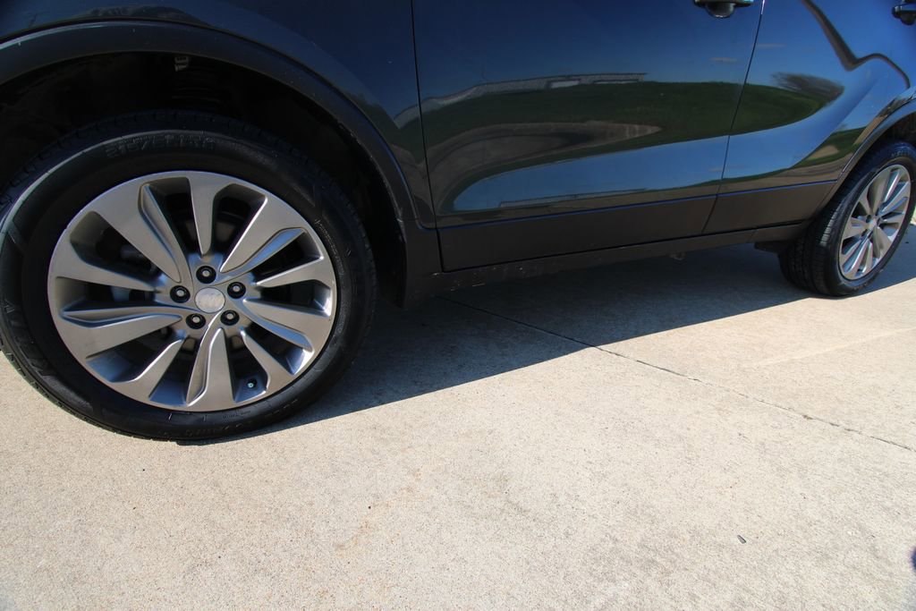 Used 2018 Buick Encore Preferred image 10