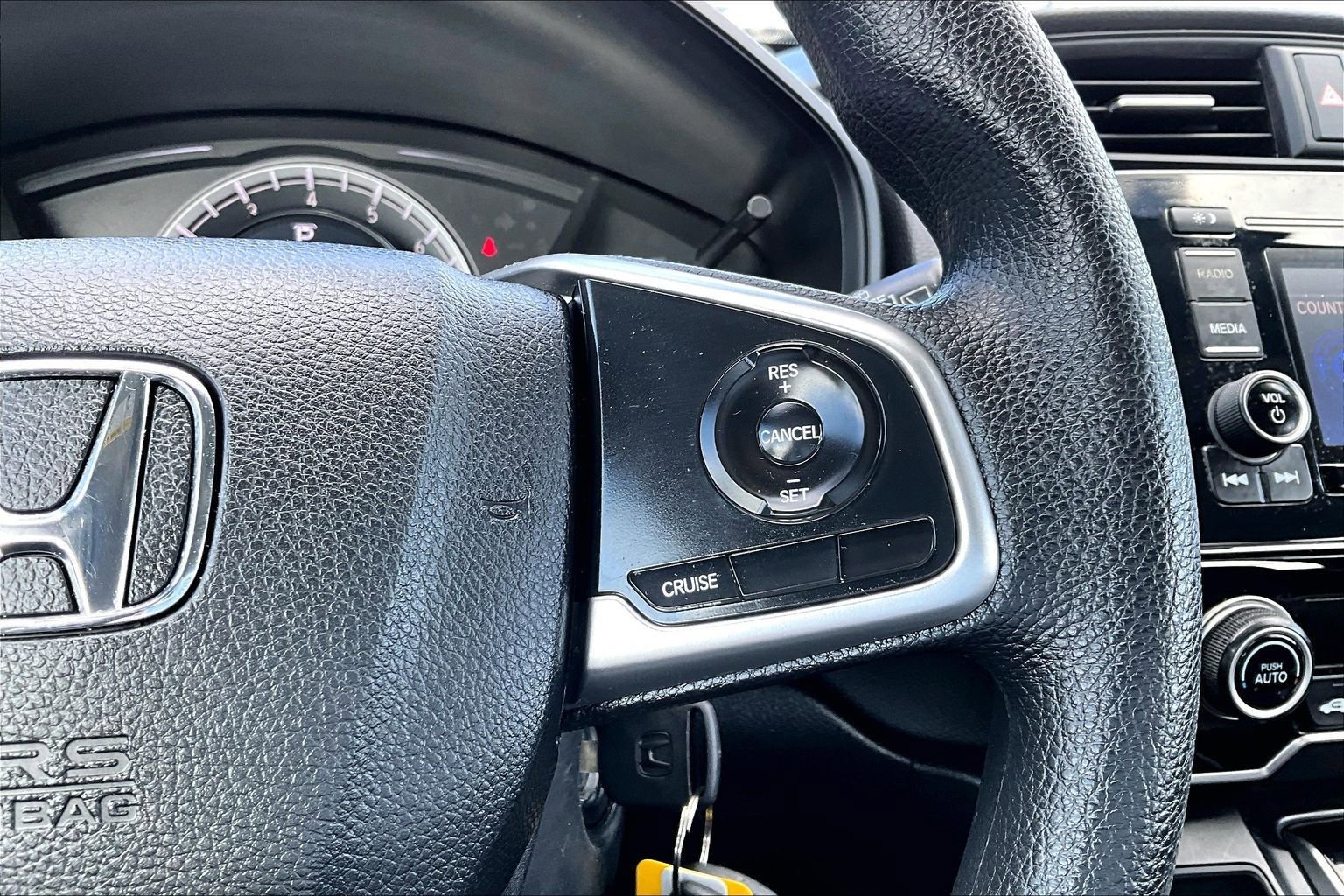 Used 2019 Honda CR-V LX image 11