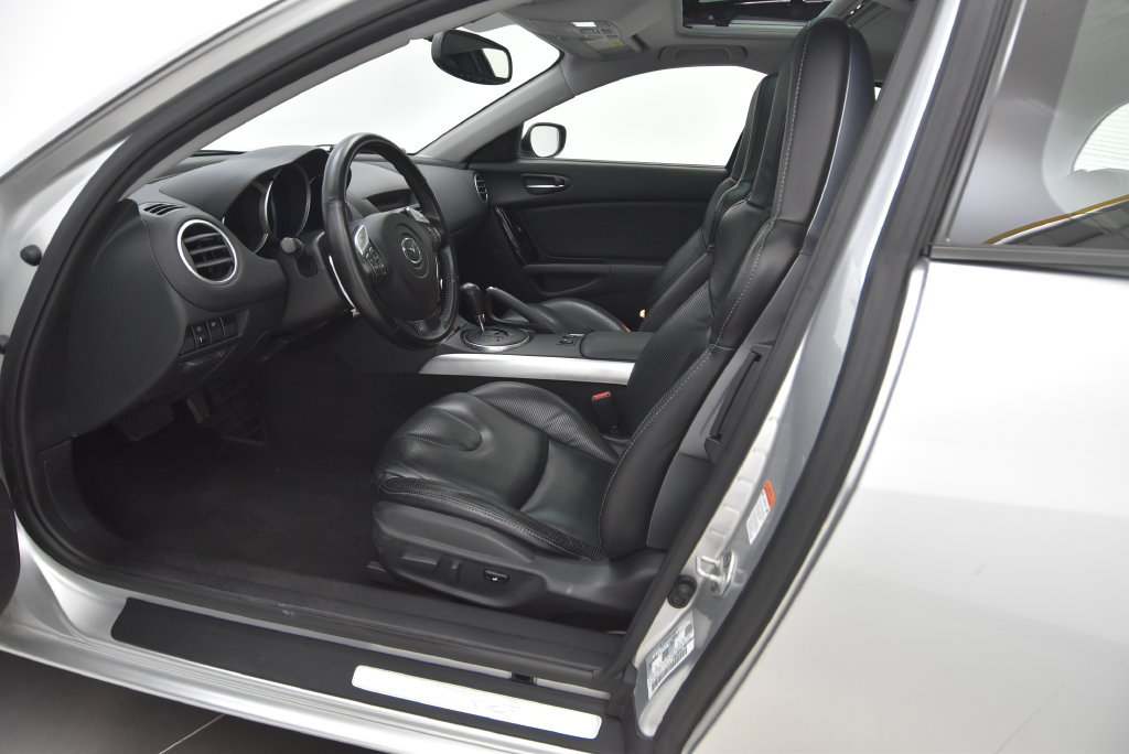 Used 2004 MAZDA RX-8 w/ AT Grand Touring Pkg RWD image 32