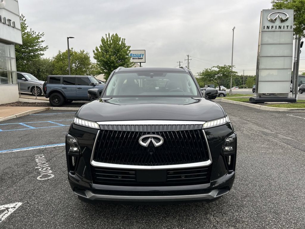 Certified 2025 INFINITI QX80 Sensory AWD/4WD image 3