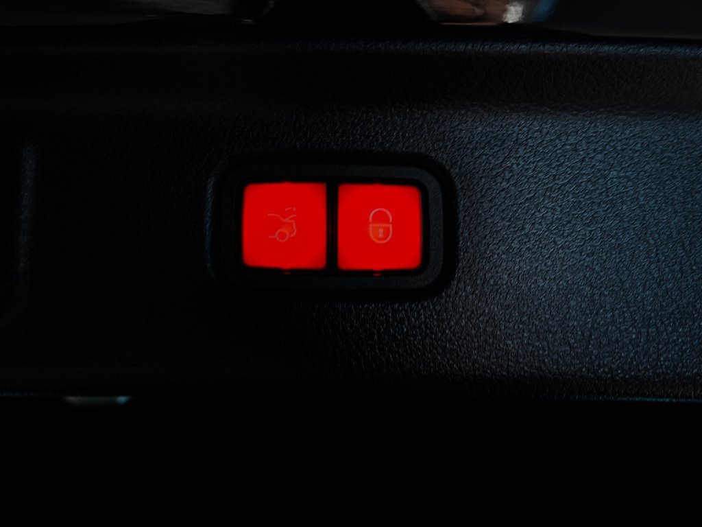 Used 2023 Mercedes-Benz S 580 4MATIC Sedan image 40