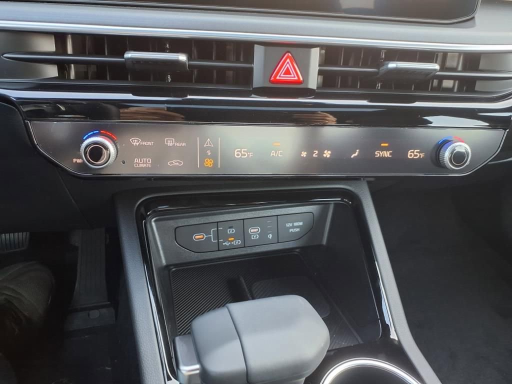 New 2026 Kia K5 GT w/ GT1 Package FWD image 16