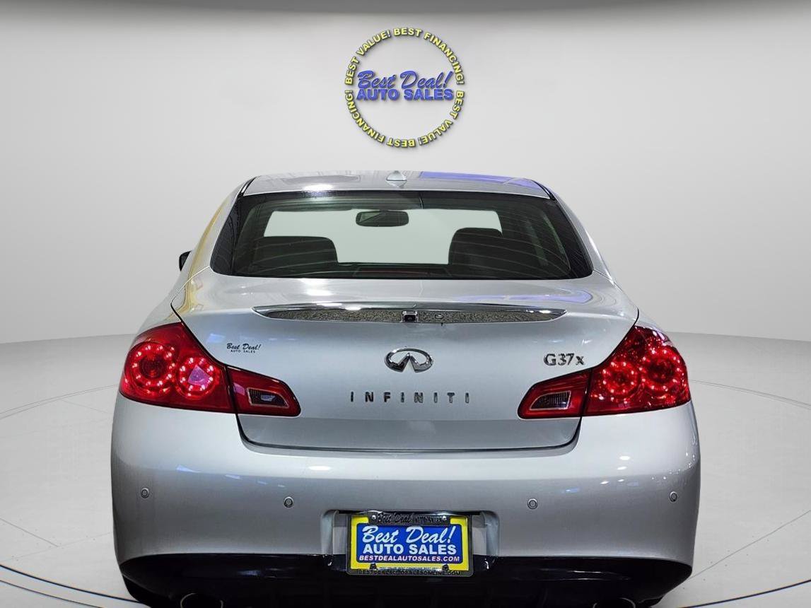 Used 2013 INFINITI G37 x Sedan w/ Premium Pkg AWD/4WD image 4