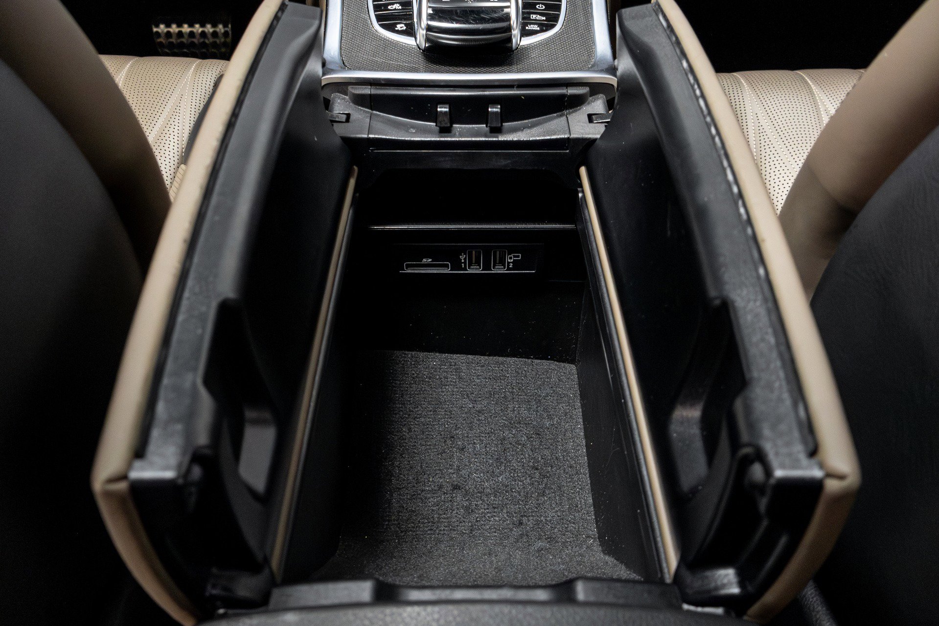 Used 2020 Mercedes-Benz G 550 image 31