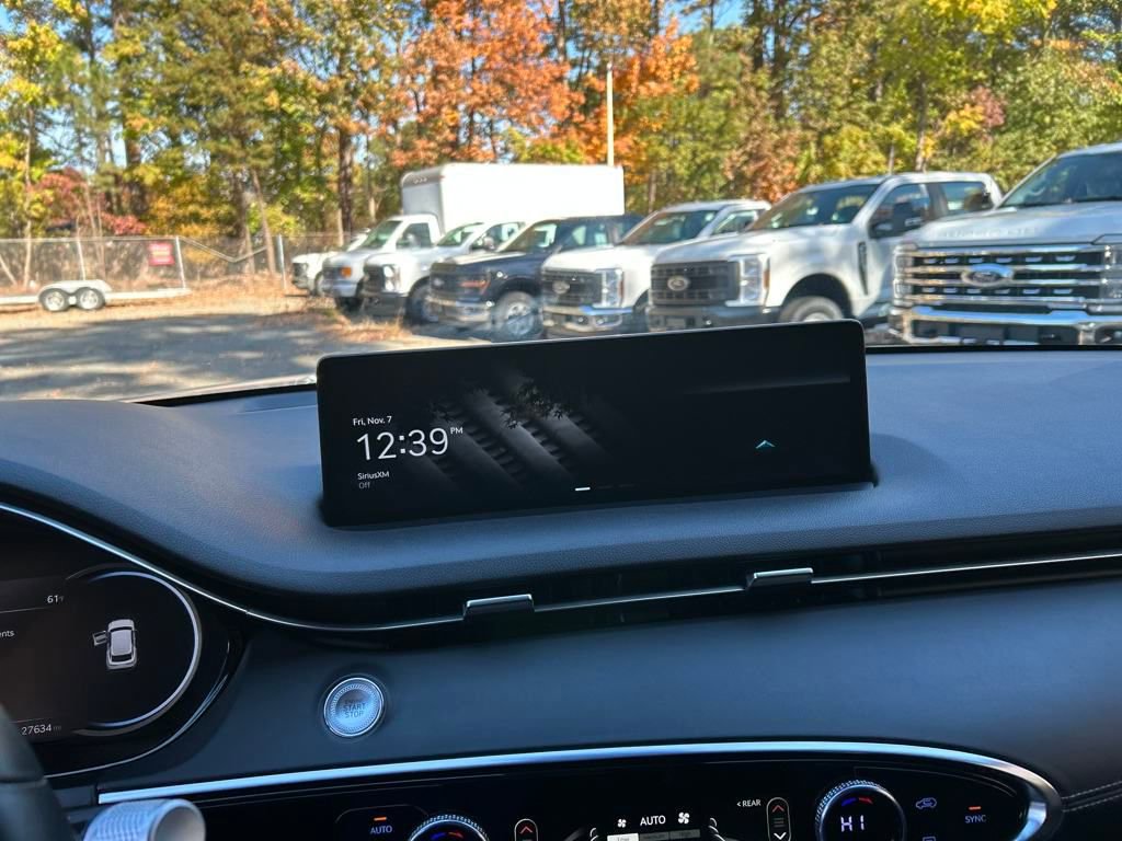 Used 2025 Genesis GV70 2.5T image 18