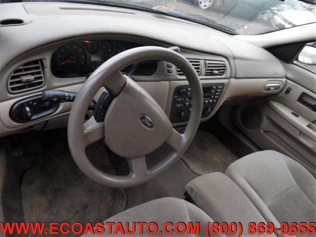 Used 2004 Ford Taurus SES image 9