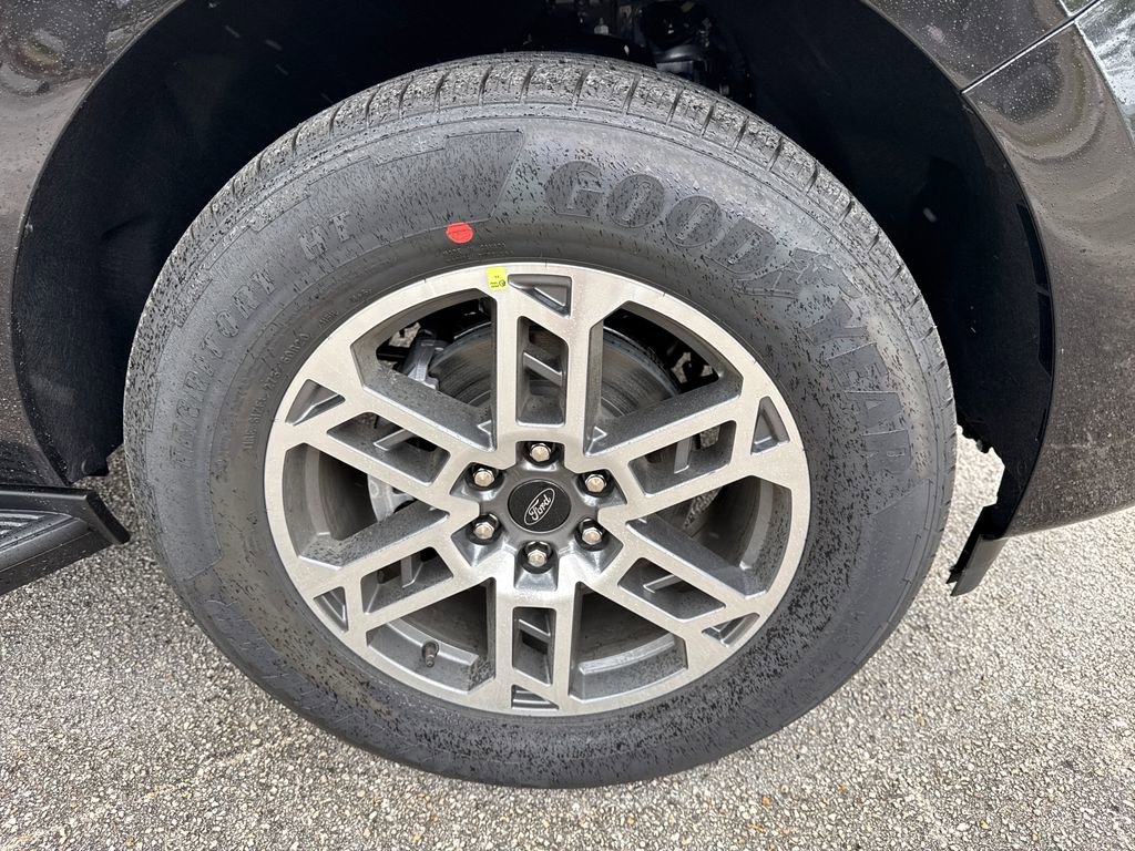 New 2026 Ford Expedition Max Active image 11