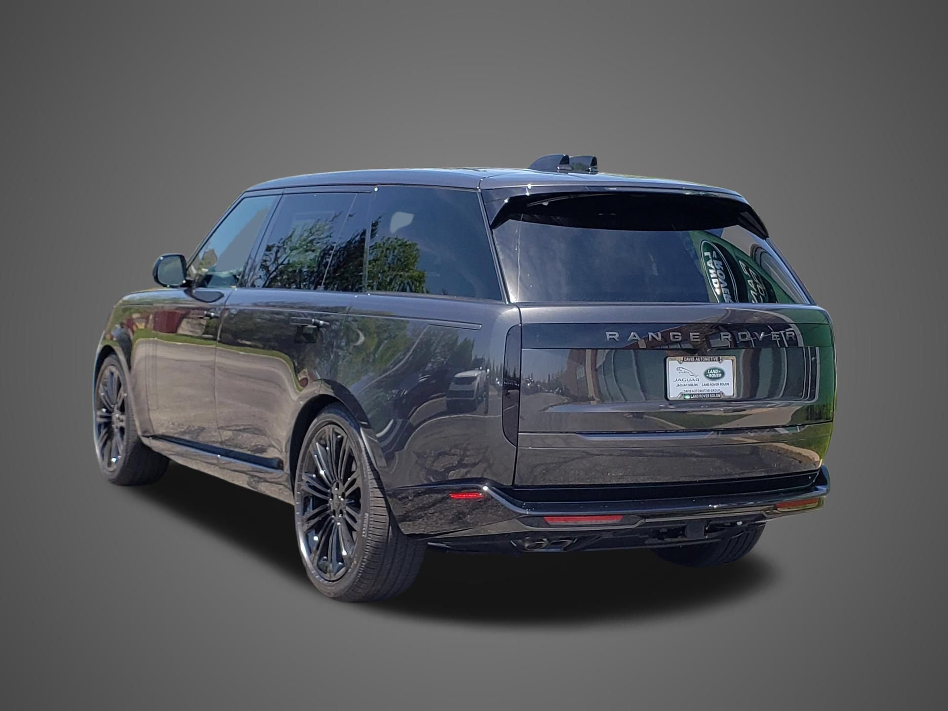 New 2026 Land Rover Range Rover Long Wheelbase SE AWD/4WD image 7