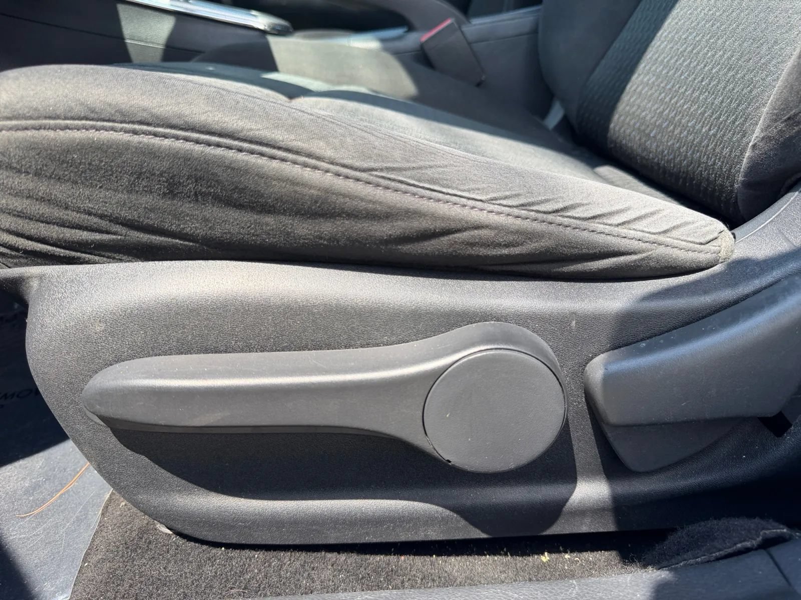 Used 2015 Nissan Sentra SR FWD image 17