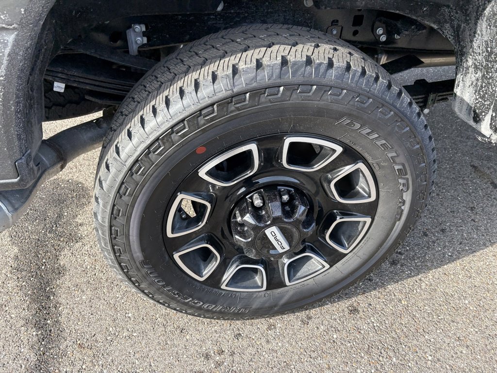 New 2026 Ford F350 Platinum image 14