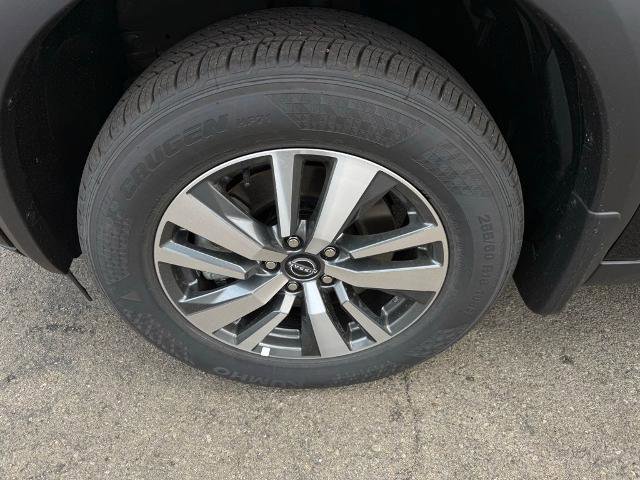 New 2025 Nissan Pathfinder SL FWD image 9