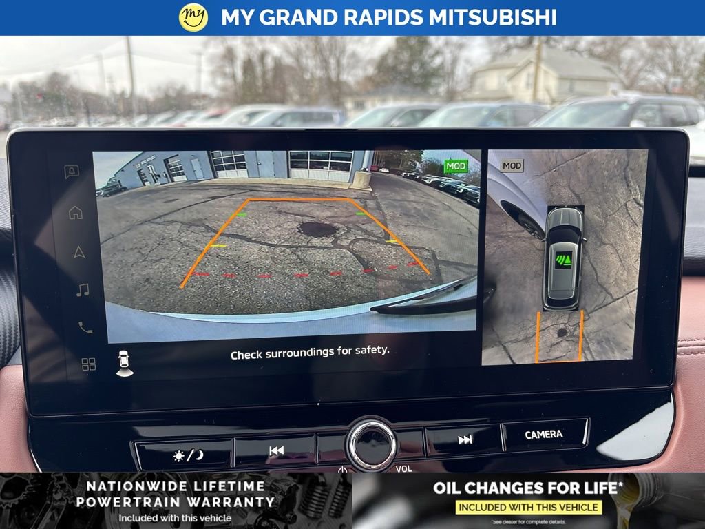 New 2026 Mitsubishi Outlander SEL image 23