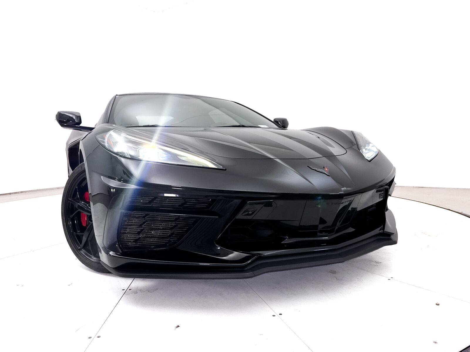 Used 2021 Chevrolet Corvette Stingray Premium Cpe w/ Z51 Performance Package RWD image 8