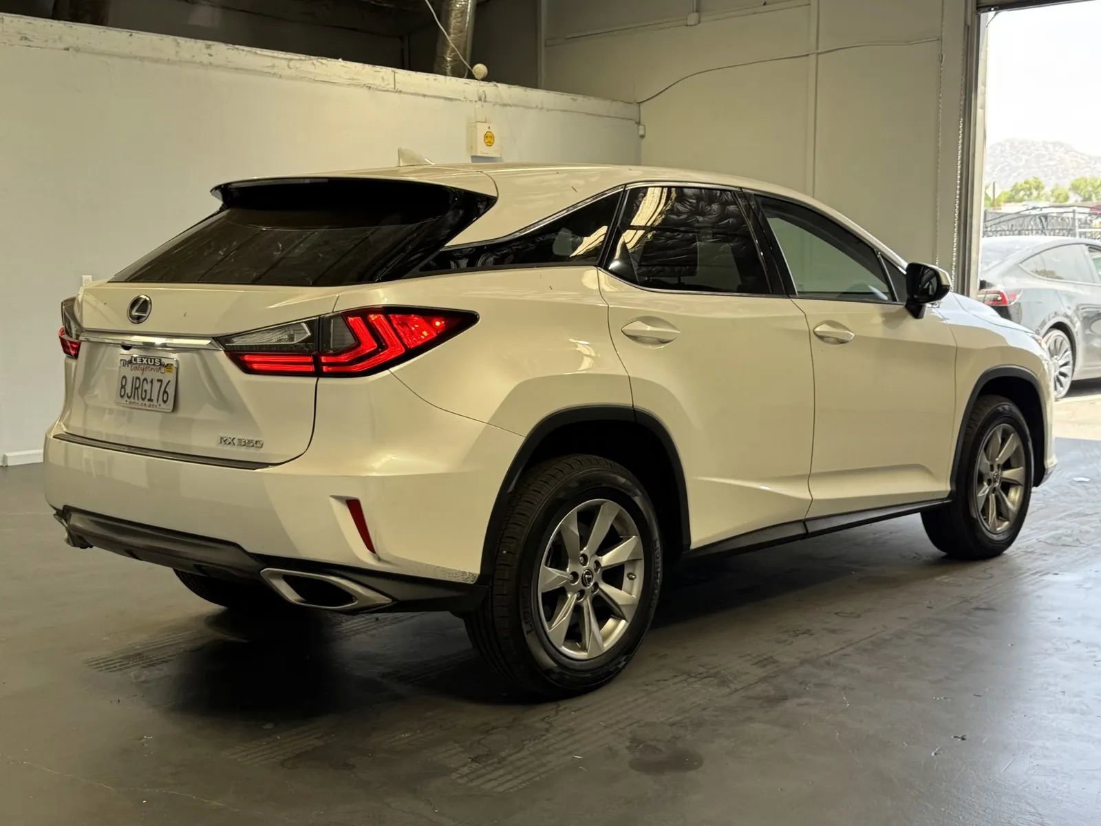 Used 2019 Lexus RX 350 FWD image 4