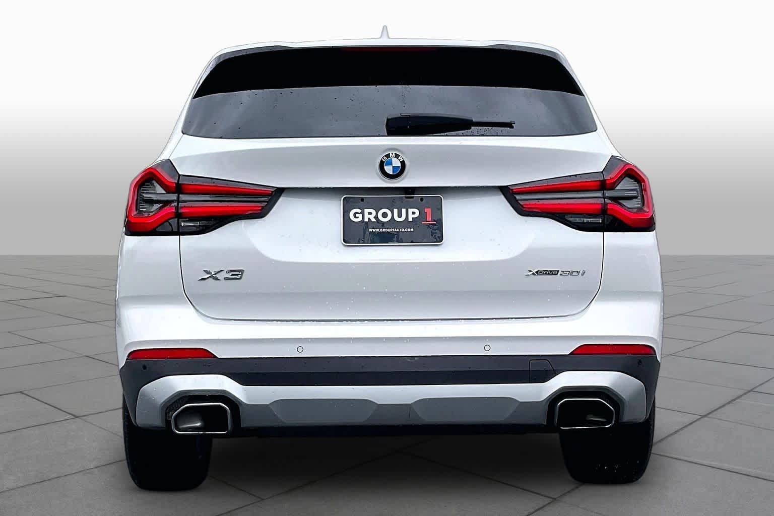 Used 2022 BMW X3 xDrive30i w/ Premium Package 2 AWD/4WD image 4