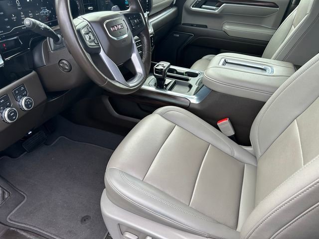 Used 2022 GMC Sierra 1500 SLT w/ SLT Convenience Package image 11
