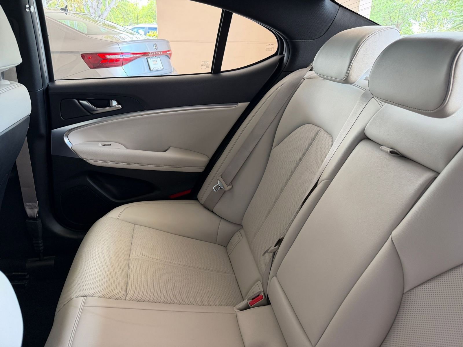 Used 2025 Genesis G70 2.5T AWD/4WD image 35