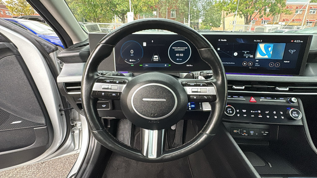 Used 2025 Hyundai Sonata Limited FWD image 15
