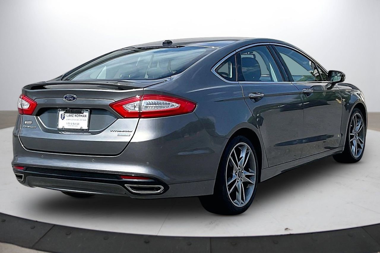 Used 2014 Ford Fusion Titanium FWD image 9