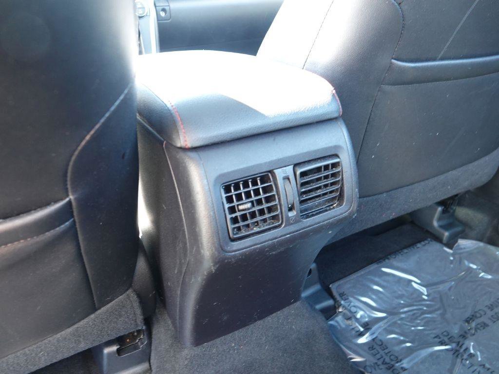 Used 2015 Toyota Camry XSE w/ Moonroof Package image 23