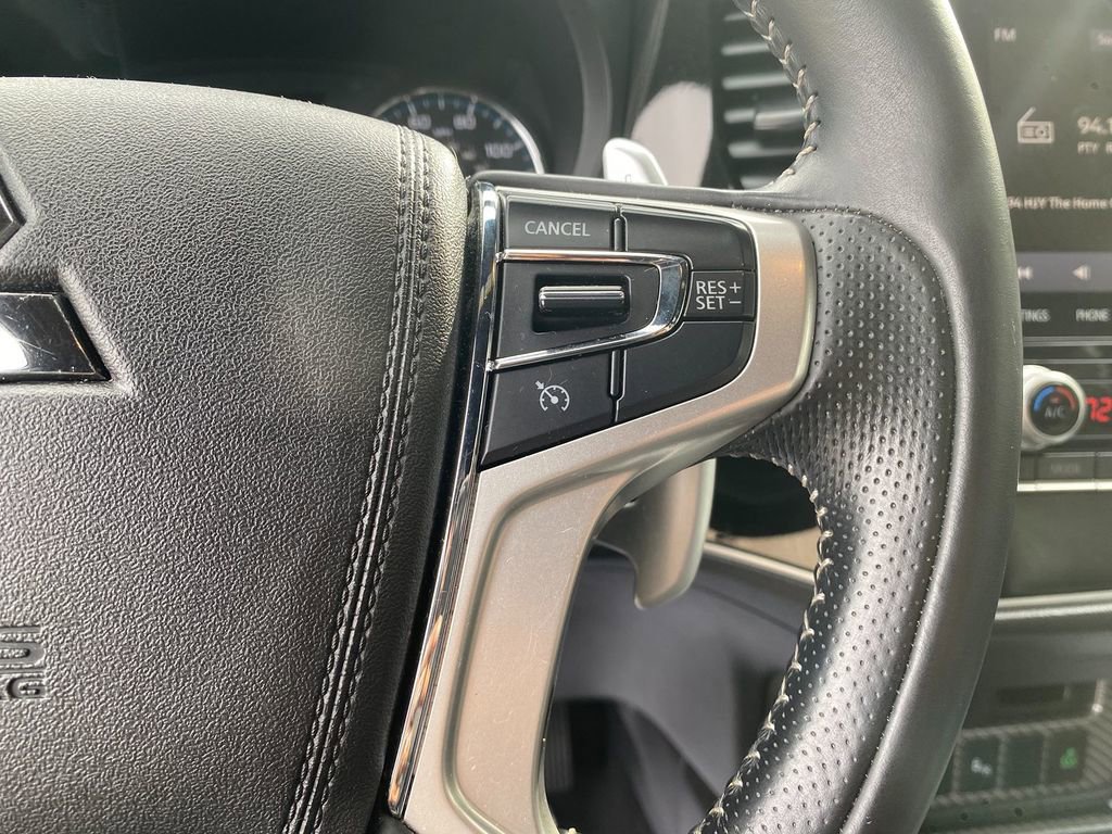 Used 2020 Mitsubishi Outlander SEL AWD/4WD image 16