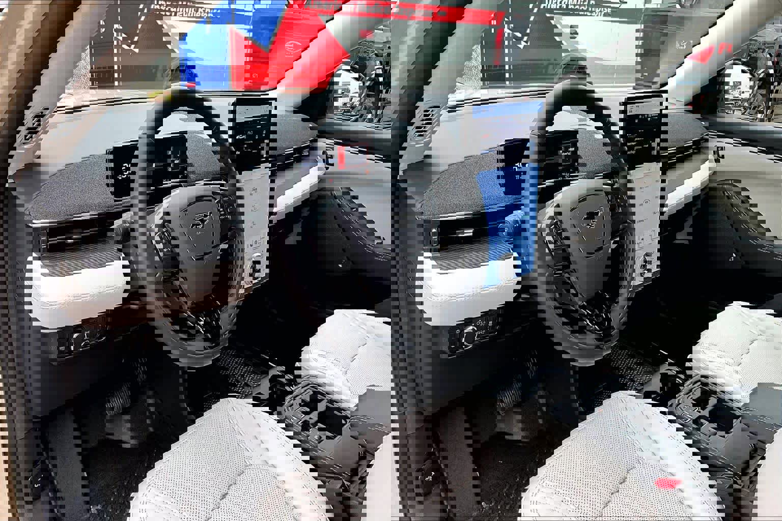 Used 2025 Ford Mustang Mach-E Premium image 18